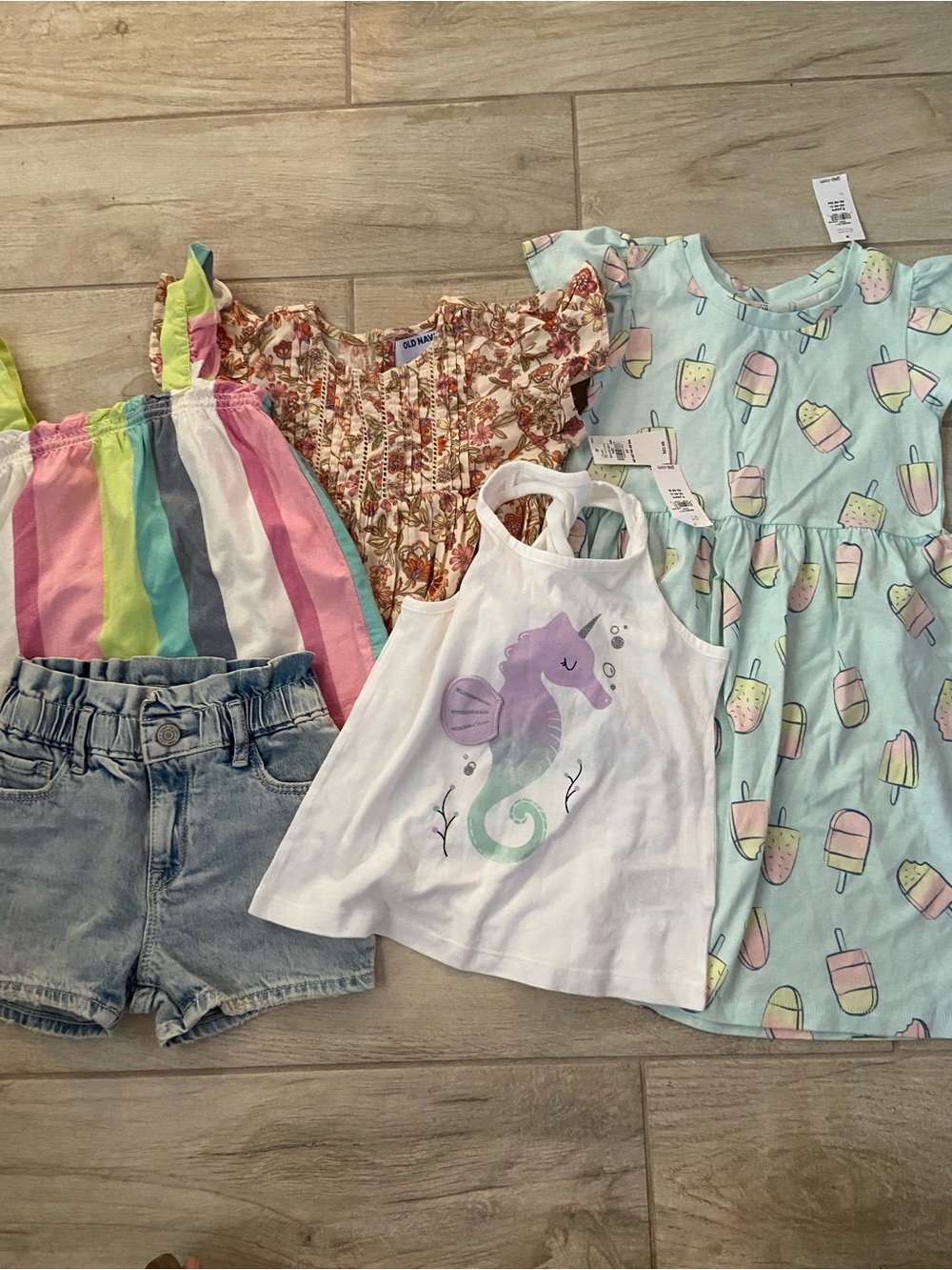 Gap Girls Summer Clothing Bundle Popsicles Dress Seahorse Top Jean Shorts Sz 5T